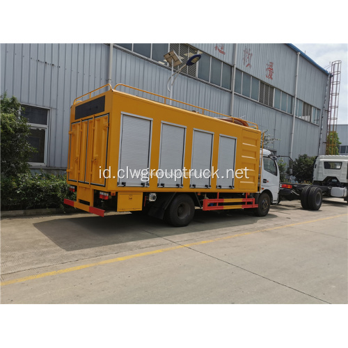 Dongfeng 5000L toilet membuang truk